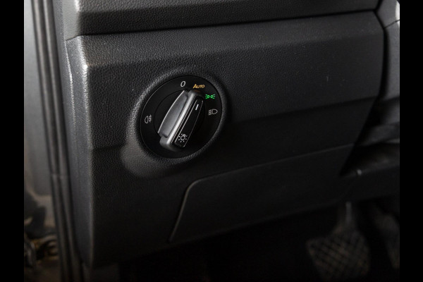 Volkswagen T-Roc 1.5 TSI Life / 150pk / Achteruitrij camera / Stoelverwarming /