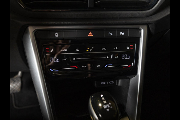 Volkswagen T-Roc 1.5 TSI Life / 150pk / Achteruitrij camera / Stoelverwarming /