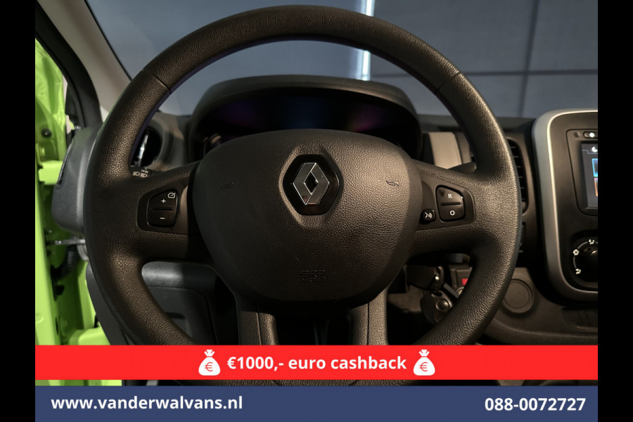 Renault Trafic 1.6 dCi L1H1 Euro6 Airco | Navigatie | Cruisecontrol | Trekhaak | Parkeersensoren Bijrijdersbank