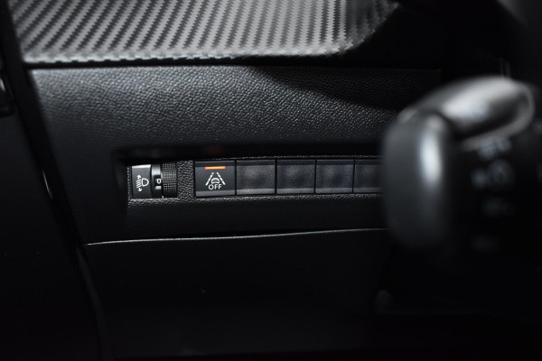 Peugeot 208 1.2 PureTech 100PK Allure Pack | Camera | Carplay | Keyless | Incl. garantie