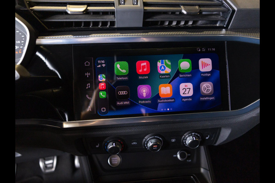Audi Q3 35 TFSI Business Edition / 150pk / Keyless / Apple Carplay / Stoelverwarming /