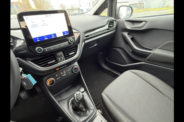 Ford Fiesta BWJ 2022 | 1.0I 100PK Titanium | AIRCO | NAVI | CRUISE | CARPLAY | PDC |