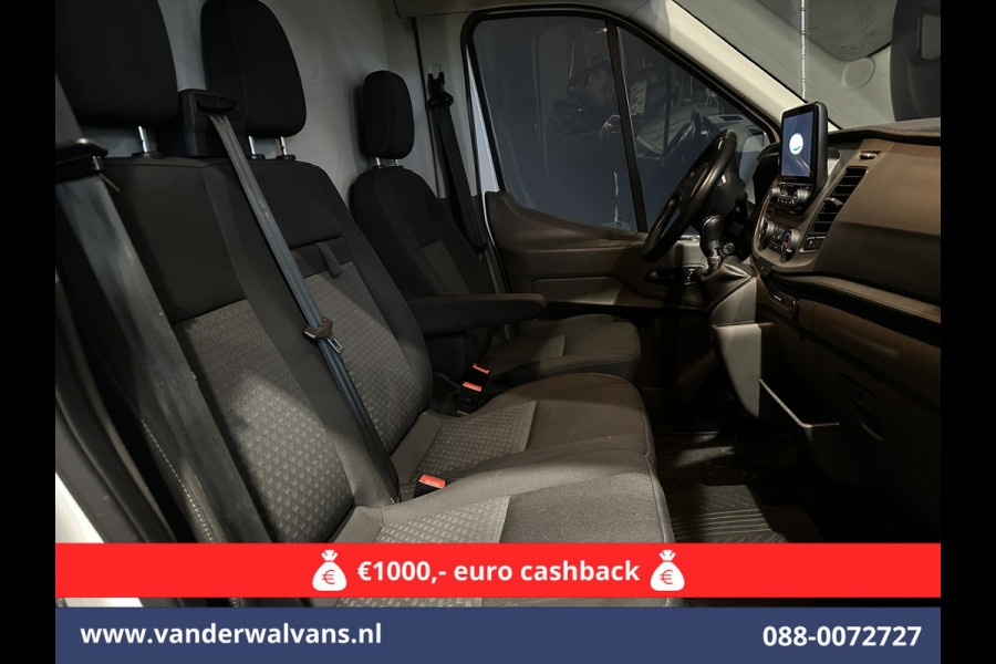 Ford Transit 2.0 TDCI 131pk L3H2 Euro6 Airco | Camera | Navigatie | Apple Carplay | Stoelverwarming Cruisecontrol, Android auto, Verwarmde voorruit, Parkeersensoren, Bijrijdersbank, 2500kg trekvermogen