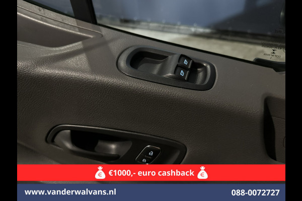 Ford Transit 2.0 TDCI 131pk L3H2 Euro6 Airco | Camera | Navigatie | Apple Carplay | Stoelverwarming Cruisecontrol, Android auto, Verwarmde voorruit, Parkeersensoren, Bijrijdersbank, 2500kg trekvermogen