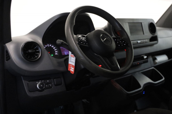 Mercedes-Benz Sprinter 314 CDI AUTOMAAT BAKWAGEN LAADKLEP ZIJDEUR CLIMA MBUX MEUBELBAK DHOLLANDIA CRUISE LEASE v/a 188,- p.m.