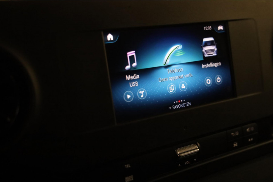 Mercedes-Benz Sprinter 314 CDI AUTOMAAT BAKWAGEN LAADKLEP ZIJDEUR CLIMA MBUX MEUBELBAK DHOLLANDIA CRUISE LEASE v/a 188,- p.m.