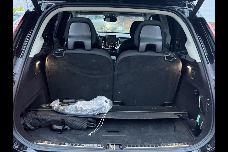 Volvo XC90 2.0 T8 Recharge AWD Ultra Dark 7-Persoons | Luchtvering | Vol Opties | Head-Up | Winterpakket | Harman & Kardon | Panoramadak | Memory Stoelen | Matrix-LED | 360 Camera | Rijklaar met Volledige Volvo Fabrieksgarantie