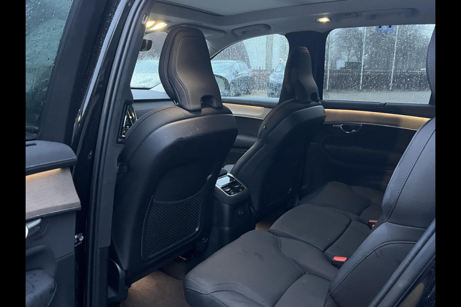 Volvo XC90 2.0 T8 Recharge AWD Ultra Dark 7-Persoons | Luchtvering | Vol Opties | Head-Up | Winterpakket | Harman & Kardon | Panoramadak | Memory Stoelen | Matrix-LED | 360 Camera | Rijklaar met Volledige Volvo Fabrieksgarantie