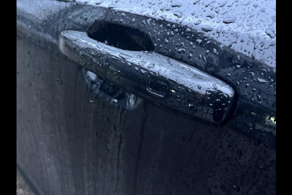 Volvo XC90 2.0 T8 Recharge AWD Ultra Dark 7-Persoons | Luchtvering | Vol Opties | Head-Up | Winterpakket | Harman & Kardon | Panoramadak | Memory Stoelen | Matrix-LED | 360 Camera | Rijklaar met Volledige Volvo Fabrieksgarantie