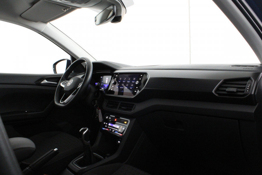 Volkswagen T-Cross 1.0 TSI Life Achteruitrijcamera/Adapt.cruise/all season banden/Reef Blue metallic