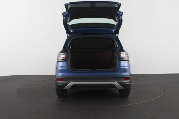 Volkswagen T-Cross 1.0 TSI Life Achteruitrijcamera/Adapt.cruise/all season banden/Reef Blue metallic