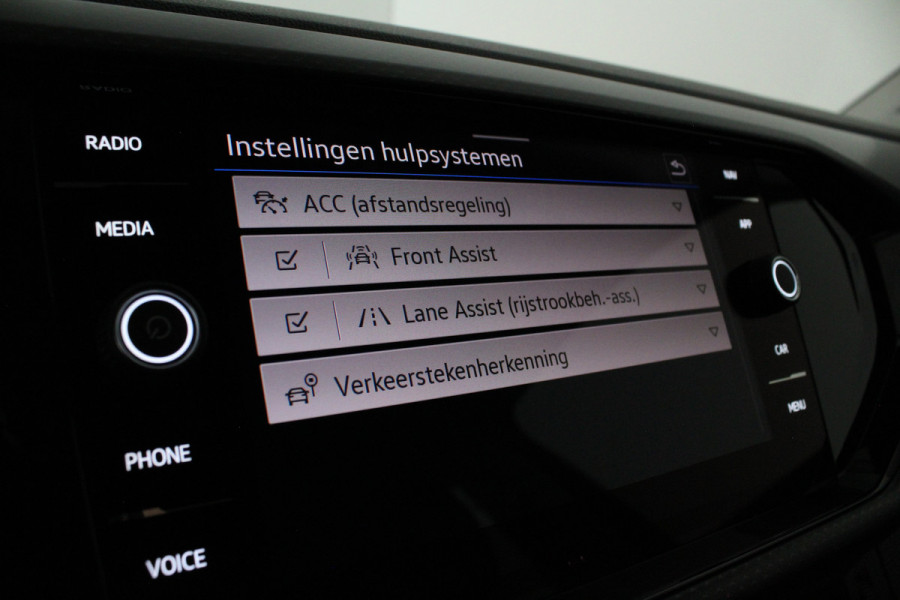 Volkswagen T-Cross 1.0 TSI Life Achteruitrijcamera/Adapt.cruise/all season banden/Reef Blue metallic