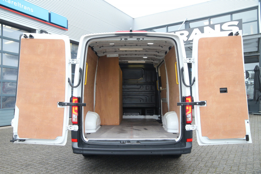Volkswagen Crafter 2.0 TDI 140 | Aut. | 2x Schuifdeur | Standkachel | Camera | Airco..