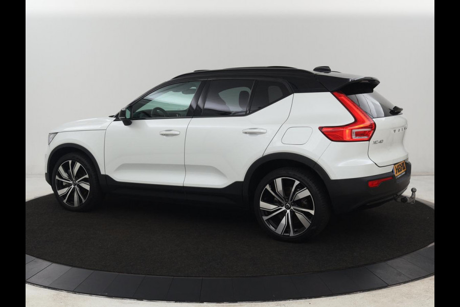 Volvo XC40 Recharge P8 AWD R Design | SOH 90% | Panoramadak | Trekhaak | Adaptive cruise | Harman/Kardon | Achterbankverwarming | 360 Camera | Carplay | Keyless