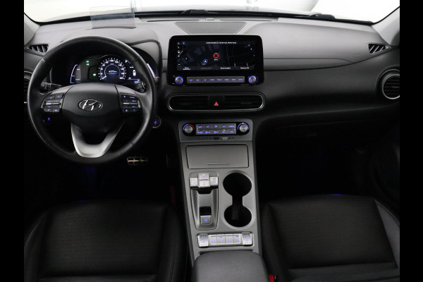 Hyundai Kona EV Premium 64 kWh | 3-Fase | SOH 100% | Leder | Stoelventilatie | Adaptive cruise | Camera | Carplay | Achterbankverwarming | Navigatie | Keyless