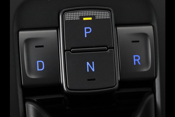 Hyundai Kona EV Premium 64 kWh | 3-Fase | SOH 100% | Leder | Stoelventilatie | Adaptive cruise | Camera | Carplay | Achterbankverwarming | Navigatie | Keyless