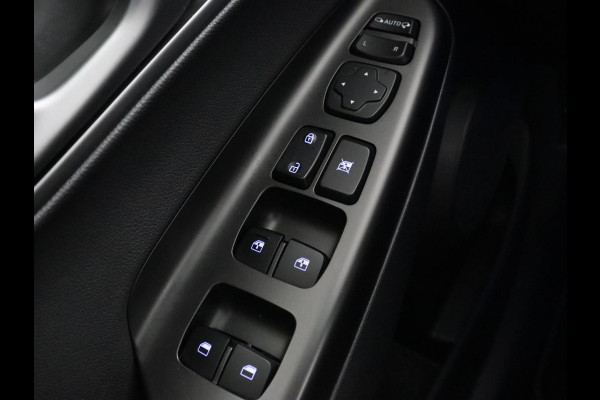 Hyundai Kona EV Premium 64 kWh | 3-Fase | SOH 100% | Leder | Stoelventilatie | Adaptive cruise | Camera | Carplay | Achterbankverwarming | Navigatie | Keyless