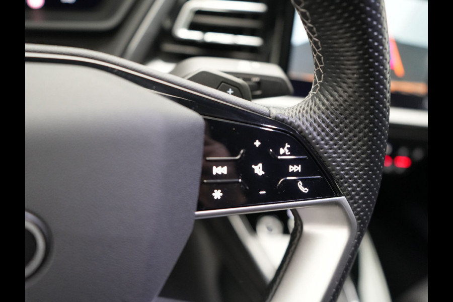 Audi Q4 Sportback e-tron 35 S edition 55 kWh 2 x S - Line INCL BTW | Adaptive Cruise | Camera | Sportstoelen Verwarmd | 20"L.M | Apple Carplay | Parkassist | Virtual | El. Achterklep |