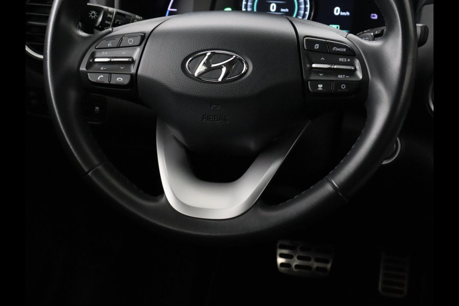 Hyundai Kona EV Comfort 64 kWh | 3-Fase | SOH 98% | Trekhaak | Adaptive cruise | Warmtepomp | Camera | Carplay | Keyless | Navigatie | Climate control