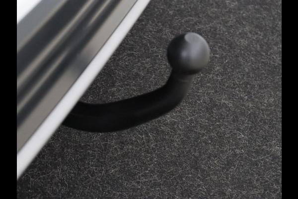 Hyundai Kona EV Comfort 64 kWh | 3-Fase | SOH 98% | Trekhaak | Adaptive cruise | Warmtepomp | Camera | Carplay | Keyless | Navigatie | Climate control