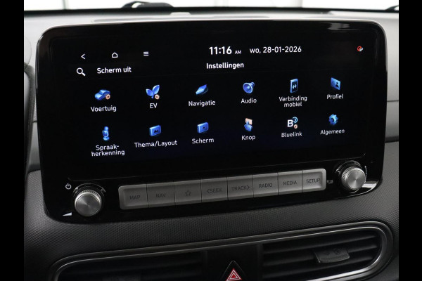Hyundai Kona EV Comfort 64 kWh | 3-Fase | SOH 98% | Trekhaak | Adaptive cruise | Warmtepomp | Camera | Carplay | Keyless | Navigatie | Climate control