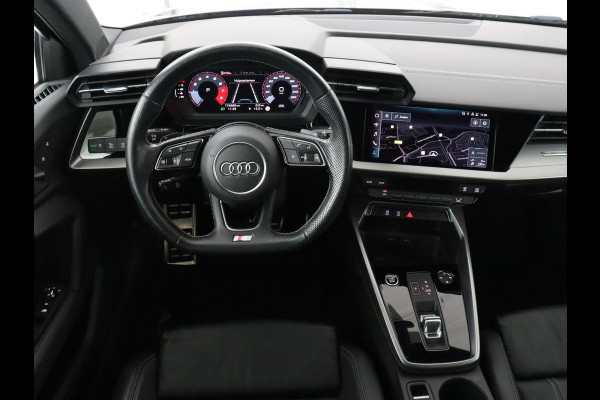 Audi A3 30 TFSI S edition | Leder | Virtual Cockpit | Carplay | Sportstoelen | Full LED | DAB | Climate control | Parkeerhulp | Navigatie | Cruise control