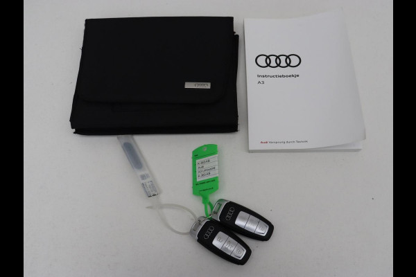 Audi A3 30 TFSI S edition | Leder | Virtual Cockpit | Carplay | Sportstoelen | Full LED | DAB | Climate control | Parkeerhulp | Navigatie | Cruise control