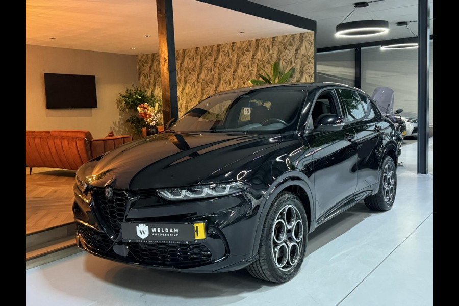 Alfa Romeo Tonale 1.5T Hybrid Ti Garantie StuurVW StoelVW Camera Adoptieve Cruise Elek Achterklep Navi Clima Led Dab Rijklaar