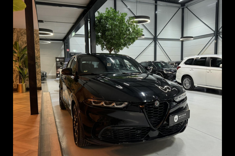 Alfa Romeo Tonale 1.5T Hybrid Ti Garantie StuurVW StoelVW Camera Adoptieve Cruise Elek Achterklep Navi Clima Led Dab Rijklaar
