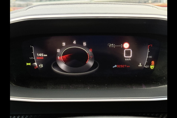 Peugeot 2008 BWJ 10-2020 | 1.2T 101PK Allure | TREKHAAK | PANO DAK | LEDER/STOF | CLIMA | NAVI | PDC 2X | CAMERA | CARPLAY |