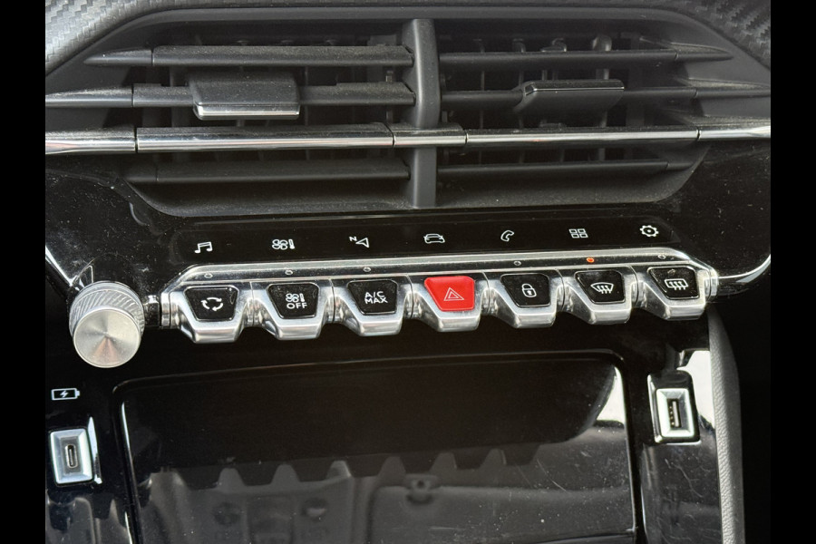 Peugeot 2008 BWJ 10-2020 | 1.2T 101PK Allure | TREKHAAK | PANO DAK | LEDER/STOF | CLIMA | NAVI | PDC 2X | CAMERA | CARPLAY |