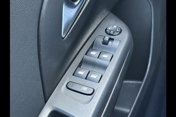 Opel Corsa BWJ 2020 1.2 101 PK GS Line | PANO DAK | STOEL&STUUR VERW | CLIMA | NAVI | CARPLAY | PDC 2X |