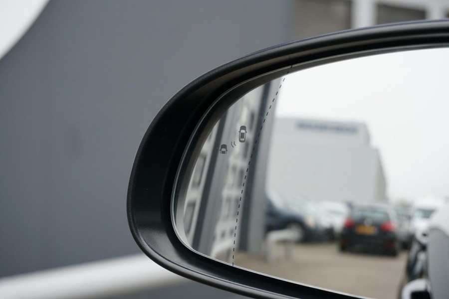 Hyundai Kona EV Premium Sky 64 kWh + PANODAK / STOELVENTILATIE / HEAD-UP