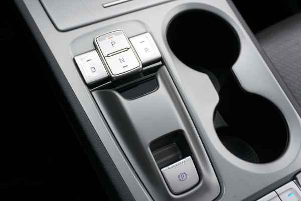 Hyundai Kona EV Premium Sky 64 kWh + PANODAK / STOELVENTILATIE / HEAD-UP