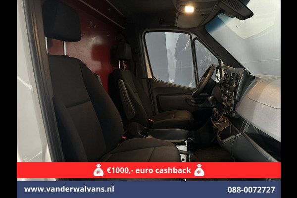 Mercedes-Benz Sprinter 316 CDI 163pk L2H1 Achterwiel aandrijving Euro6 Airco | 2800kg Trekhaak | Camera | Apple Carplay Parkeersensoren, Android Auto, Cruisecontrol