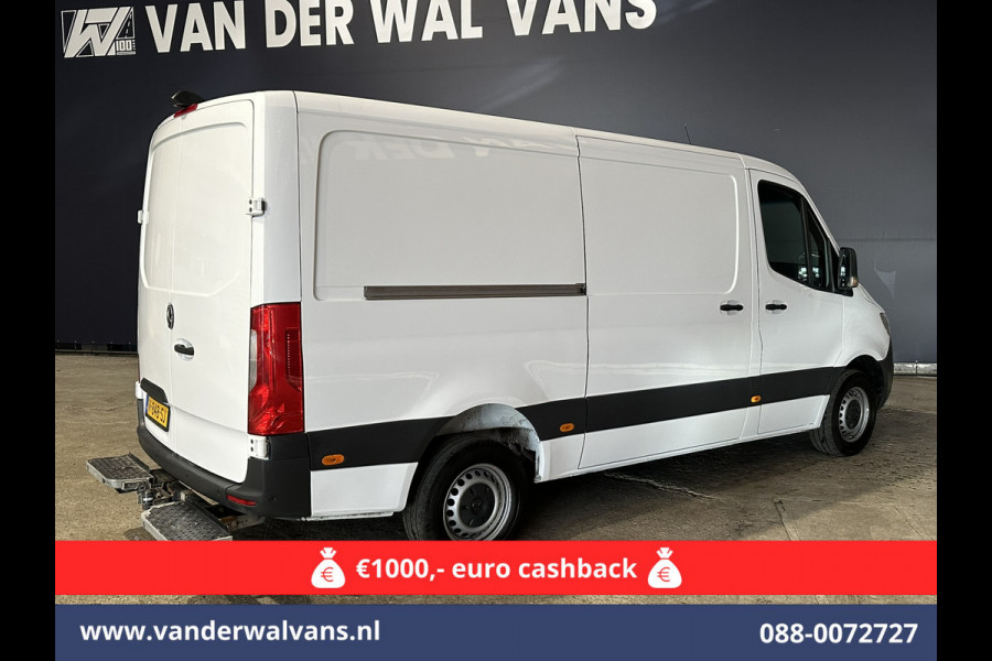 Mercedes-Benz Sprinter 316 CDI 163pk L2H1 Achterwiel aandrijving Euro6 Airco | 2800kg Trekhaak | Camera | Apple Carplay Parkeersensoren, Android Auto, Cruisecontrol