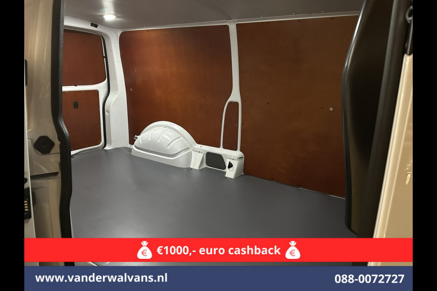Volkswagen Transporter 2.0 TDI L2H1 Euro6 *Rijklaar Direct Rijden* Airco | Navigatie | Apple Carplay | Android Auto | Trekhaak Cruisecontrol, Parkeersensoren