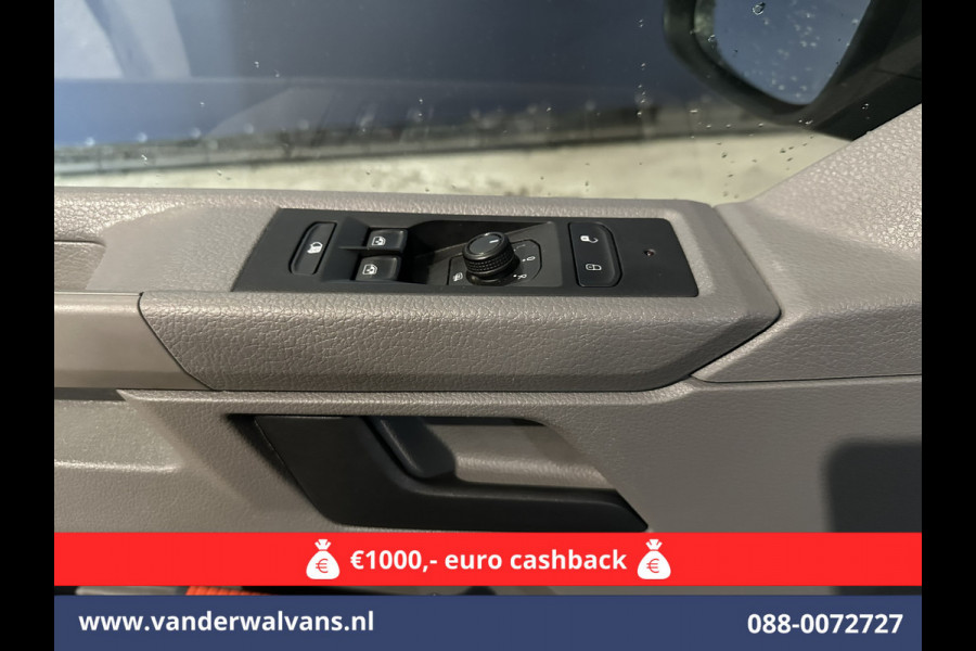 Volkswagen Transporter 2.0 TDI L2H1 Euro6 *Rijklaar Direct Rijden* Airco | Navigatie | Apple Carplay | Android Auto | Trekhaak Cruisecontrol, Parkeersensoren