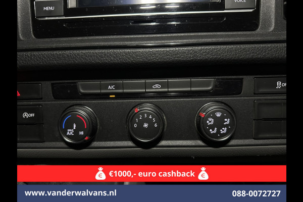 Volkswagen Crafter 2.0 TDI 141pk L3H3 L2H2 Euro6 Airco | Camera | Apple Carplay | Cruisecontrol | Chauffeursstoel Parkeersensoren, Bijrijdersbank, 3000kg trekvermogen,  Android Auto