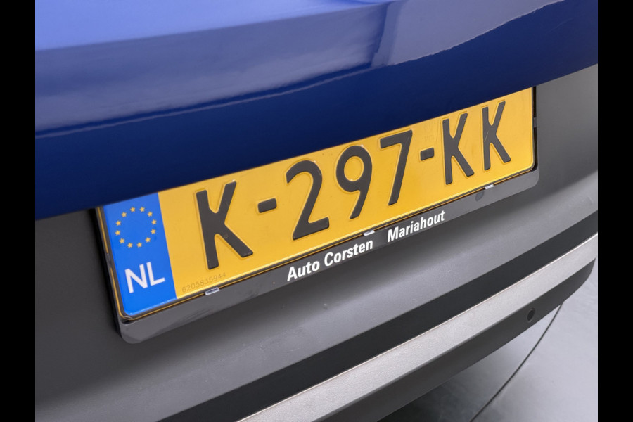 Volkswagen ID.4 Max Pro 1ST 77kWh W-pomp Trekhaak Panodak Camera 21" PDC-a+v Matrix-LED-a+v Adap.Cruise Navi Ergo-Active Stoelen Memory Dynamisch onderstel Stoelverwarming Lmv Elek.Achterklep Privacy Glas Voorruitverwarming Wifi SOH 87% 1e Eigenaar Origineel Nederlandse Auto 1.000KG Trekgewicht € 58.000 nieuw !