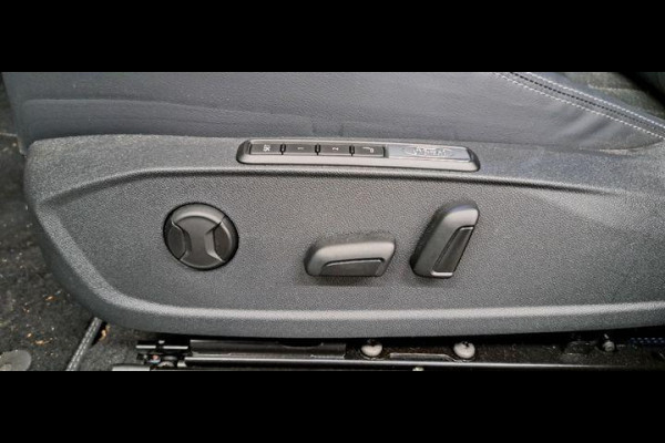 Ford Explorer Premium Extended Range RWD 77 kWh 286pk | Adaptieve Cruise | Massage Stoelen | Winterpack | Vol leder