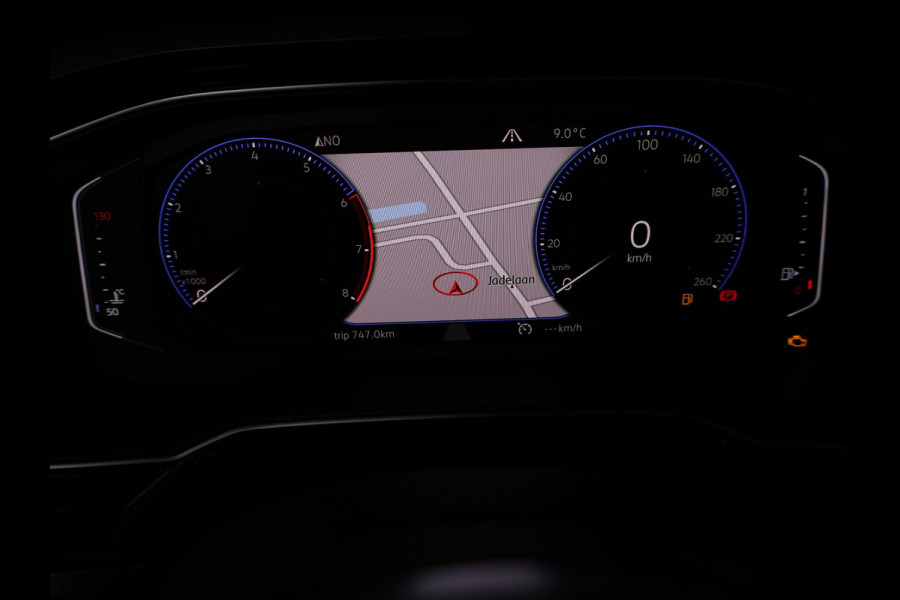 Volkswagen Polo 1.0 TSI Highline R-LINE| 95pk 5bak| Digital display| Navi|Parksensors| LMvelgen| extra getint glas