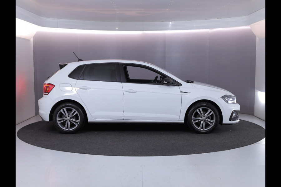 Volkswagen Polo 1.0 TSI Highline R-LINE| 95pk 5bak| Digital display| Navi|Parksensors| LMvelgen| extra getint glas