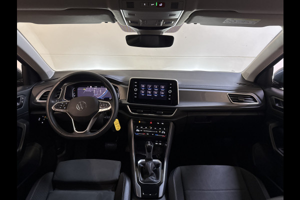 Volkswagen T-Roc 1.5 TSI 150PK DSG STYLE CAMERA/NAVI/ALALCANTARA