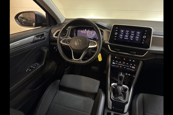 Volkswagen T-Roc 1.5 TSI 150PK DSG STYLE CAMERA/NAVI/ALALCANTARA