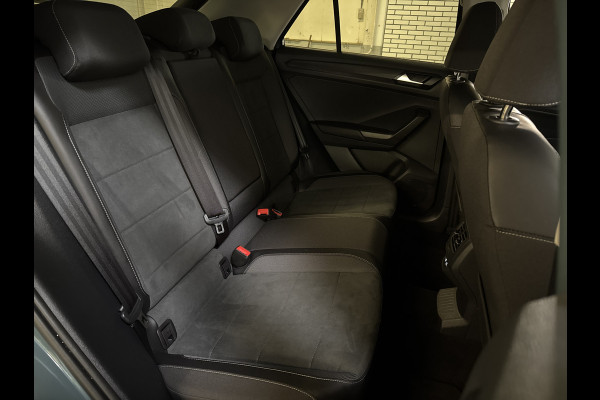Volkswagen T-Roc 1.5 TSI 150PK DSG STYLE CAMERA/NAVI/ALALCANTARA