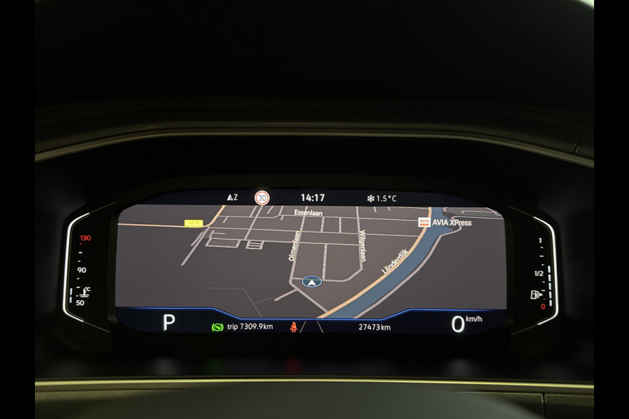 Volkswagen T-Roc 1.5 TSI 150PK DSG STYLE CAMERA/NAVI/ALALCANTARA