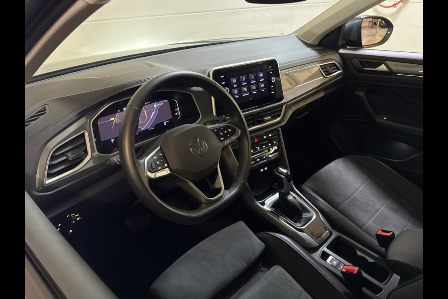 Volkswagen T-Roc 1.5 TSI 150PK DSG STYLE CAMERA/NAVI/ALALCANTARA