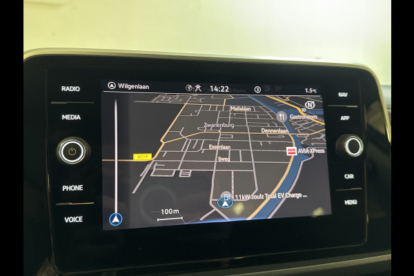 Volkswagen T-Roc 1.5 TSI 150PK DSG STYLE CAMERA/NAVI/ALALCANTARA