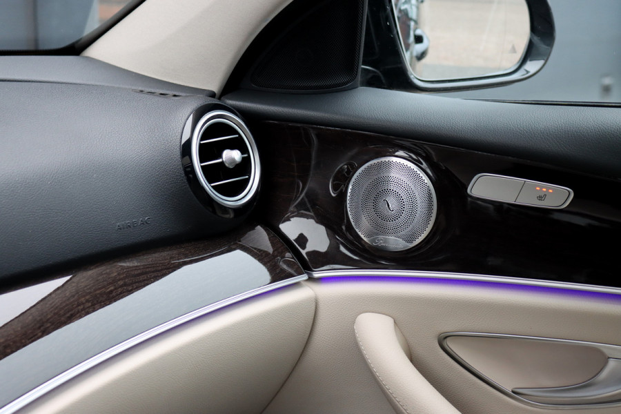 Mercedes-Benz E-Klasse 300 de AMG Line | Distronic+ | Panoramadak | Burmester | Trekhaak | Augmented Reality | Camera | Leder | Multibeam LED | Stoelverwarming | Nightpakket |